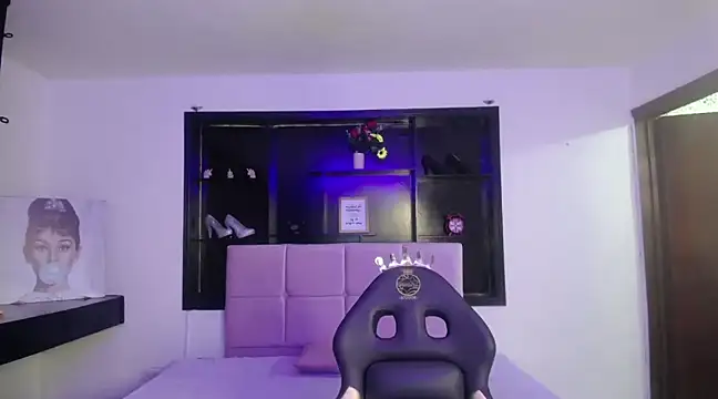 Angela Diaz  online show from 01/29/25, 12:45