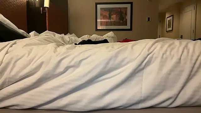 Snapshot of skarfosbabes69 chatting on 01/27/25, 04:41 skarfosbabes69 online show from 01/27/25, 04:41