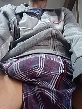 dariodario online show from 10/31/25, 07:42