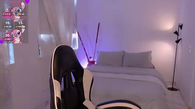 AnabelWolf online show from 12/02/25, 03:40