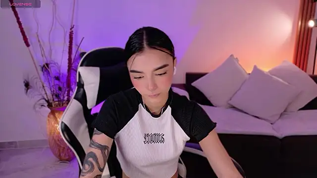 AnabelWolf online show from 03/20/26, 03:28