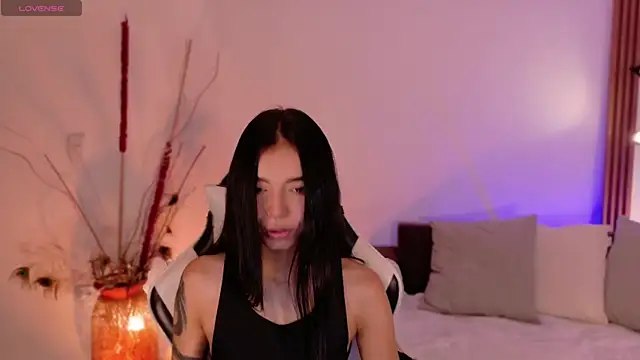 Snapshot of AnabelWolf chatting on 04/20/26, 03:48 AnabelWolf online show from 04/20/26, 03:48