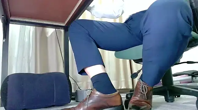 softlyS online show from 03/04/25, 03:37