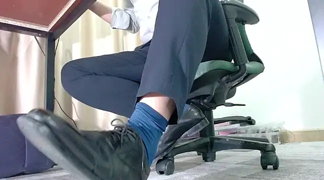 softlyS online show from 03/10/25, 01:54