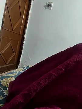 Snapshot of shale26 chatting on 02/24/25, 04:36 shale26 online show from 02/24/25, 04:36