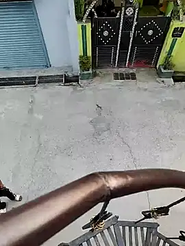 Snapshot of shale26 chatting on 03/12/25, 12:57 shale26 online show from 03/12/25, 12:57