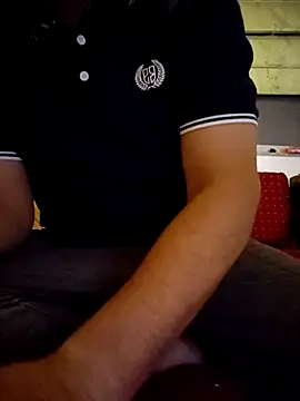 samee00721 online show from 11/04/25, 06:18