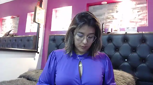 Pandoracherry online show from 12/21/24, 07:45