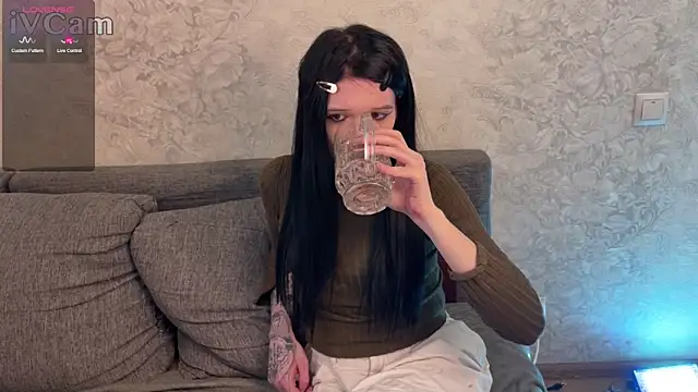 Simona Rain online show from 03/05/25, 01:42