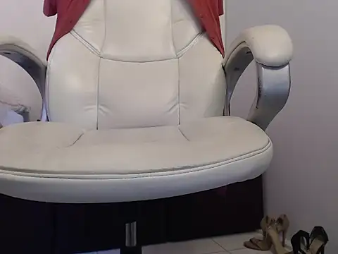 Xileny-Halliwey online show from 01/08/25, 01:41