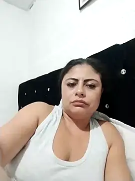 ElizabethWeil online show from 01/06/26, 06:50