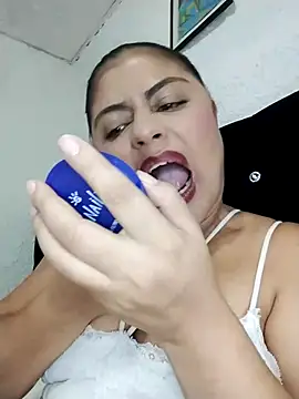 ElizabethWeil online show from 02/12/26, 06:14