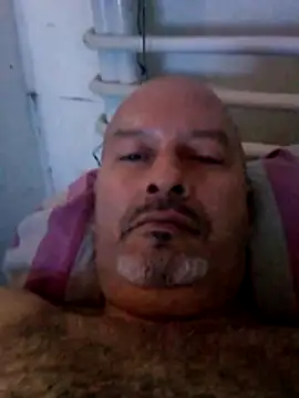 Snapshot of Juan_45 chatting on 07/03/26, 02:45 Juan 45 online show from 07/03/26, 02:45