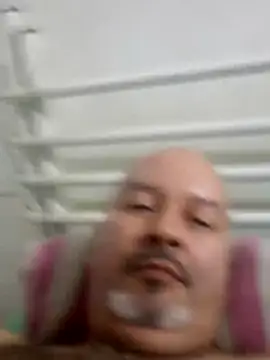 Snapshot of Juan_45 chatting on 07/05/26, 04:19 Juan 45 online show from 07/05/26, 04:19