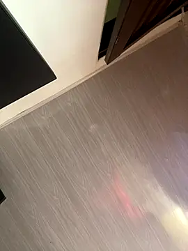 Snapshot of Emily_aurora132 chatting on 11/21/25, 04:38 Emily aurora132 online show from 11/21/25, 04:38