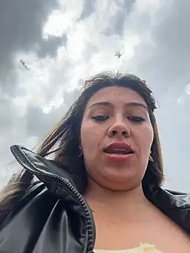 LIZ-06  online show from 03/31/26, 03:56