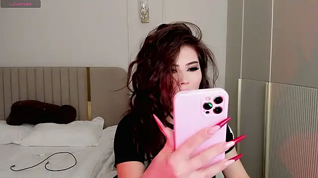 may mia online show from 02/01/26, 02:21