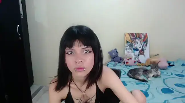 hachi kitty online show from 12/13/24, 09:52