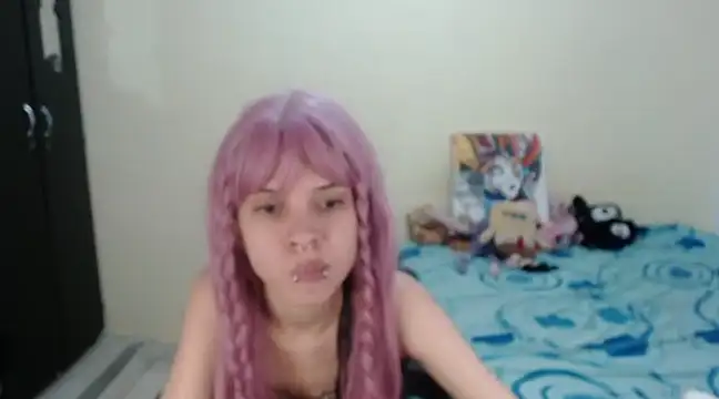 hachi kitty online show from 12/18/24, 10:02