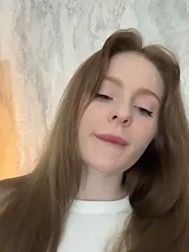 Snapshot of CaseyCumFace chatting on 12/17/24, 10:43 CaseyCumFace online show from 12/17/24, 10:43