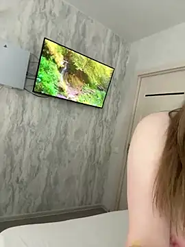 Snapshot of CaseyCumFace chatting on 01/05/25, 03:32 CaseyCumFace online show from 01/05/25, 03:32