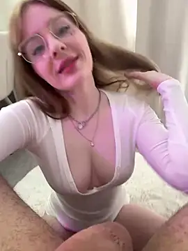 Snapshot of CaseyCumFace chatting on 03/13/25, 11:19 CaseyCumFace online show from 03/13/25, 11:19