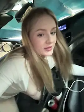 Snapshot of CaseyCumFace chatting on 10/26/25, 07:58 CaseyCumFace online show from 10/26/25, 07:58