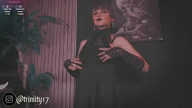 Snapshot of Trinity___s chatting on 02/16/25, 11:48 Trinity s online show from 02/16/25, 11:48