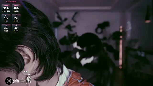 Snapshot of Trinity___s chatting on 01/09/26, 11:06 Trinity s online show from 01/09/26, 11:06