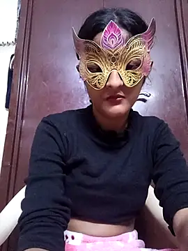 BabySlimmy10 online show from 11/22/25, 07:13