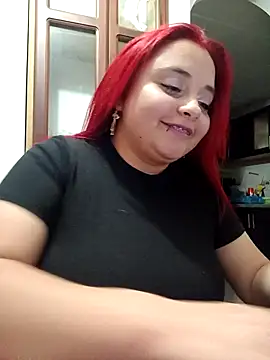 Snapshot of CURVY-HORNY chatting on 12/14/25, 02:06 CURVY-HORNY online show from 12/14/25, 02:06