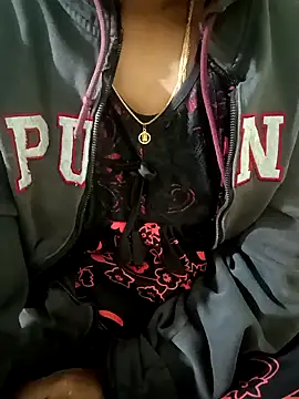 Snapshot of Cute-chinny chatting on 01/02/25, 01:27 Cute-chinny online show from 01/02/25, 01:27