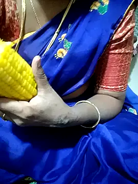 Snapshot of Cute-chinny chatting on 01/20/25, 02:14 Cute-chinny online show from 01/20/25, 02:14