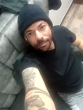 Ricooooo72 online show from 04/15/26, 05:03