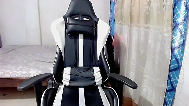 danilo302209 online show from 03/18/25, 05:53