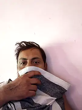 Snapshot of Cute-manisha chatting on 02/21/25, 03:01 Cute-manisha online show from 02/21/25, 03:01