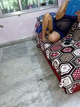 Snapshot of Cute-manisha chatting on 03/08/25, 06:21 Cute-manisha online show from 03/08/25, 06:21