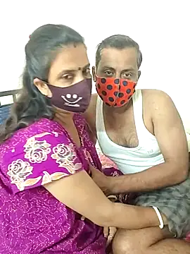 Snapshot of Cute-manisha chatting on 10/31/25, 02:07 Cute-manisha online show from 10/31/25, 02:07