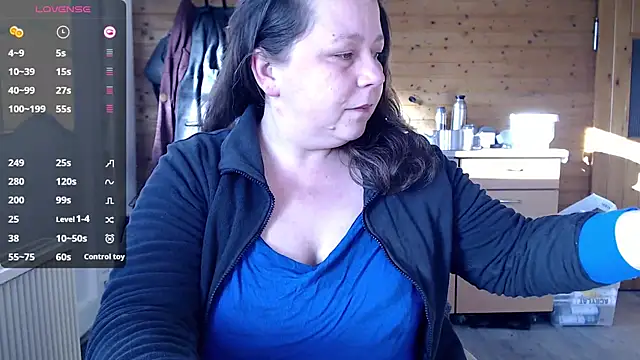 Snapshot of KasiaPrivat chatting on 02/19/25, 08:12 KasiaPrivat online show from 02/19/25, 08:12