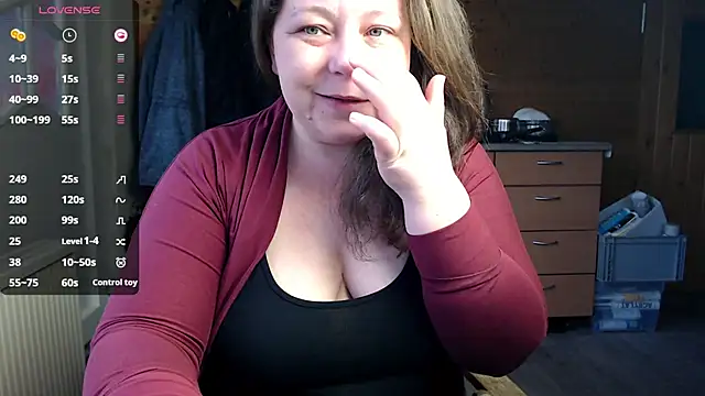 Snapshot of KasiaPrivat chatting on 02/26/25, 06:58 KasiaPrivat online show from 02/26/25, 06:58