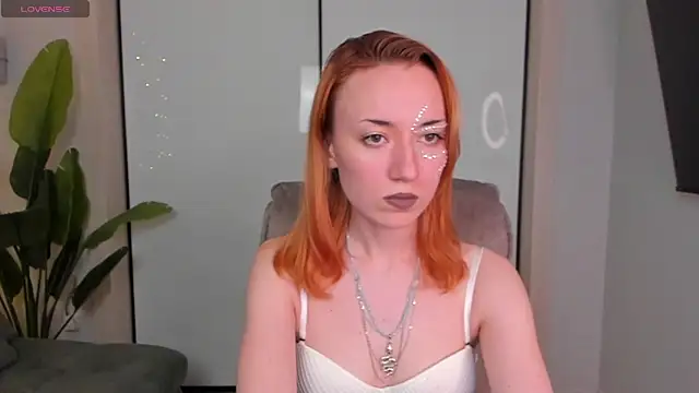 Maddy Garcia online show from 01/04/25, 11:38