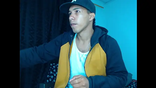 maximo vega newv online show from 12/14/24, 10:34