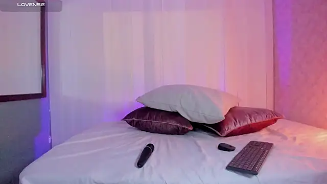 Snapshot of Pamela_Johnsonn chatting on 02/08/26, 11:13 Pamela Johnsonn online show from 02/08/26, 11:13