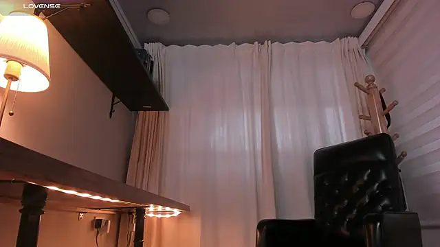 Snapshot of Pamela_Johnsonn chatting on 02/14/26, 05:32 Pamela Johnsonn online show from 02/14/26, 05:32