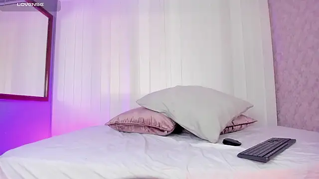 Snapshot of Pamela_Johnsonn chatting on 02/17/26, 05:30 Pamela Johnsonn online show from 02/17/26, 05:30