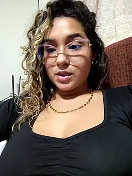 BrendaGirs online show from 12/16/25, 03:00