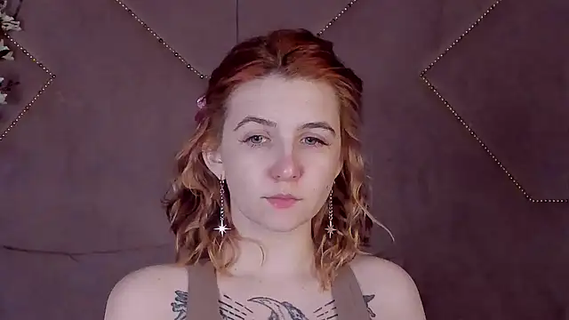 Snapshot of Melanie_Stoun chatting on 02/25/25, 11:19 Melanie Stoun online show from 02/25/25, 11:19
