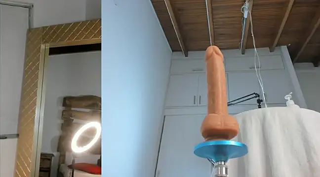 Snapshot of Lucy_carter_ chatting on 02/28/25, 07:35 Lucy carter online show from 02/28/25, 07:35