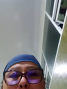 Snapshot of Darly_Gomez chatting on 01/19/25, 12:28 Darly Gomez online show from 01/19/25, 12:28