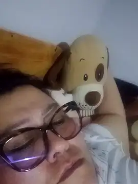 Snapshot of Darly_Gomez chatting on 02/27/25, 02:10 Darly Gomez online show from 02/27/25, 02:10